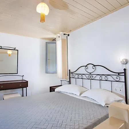 Ianthi Boutique Guesthouses Skyros Exterior photo